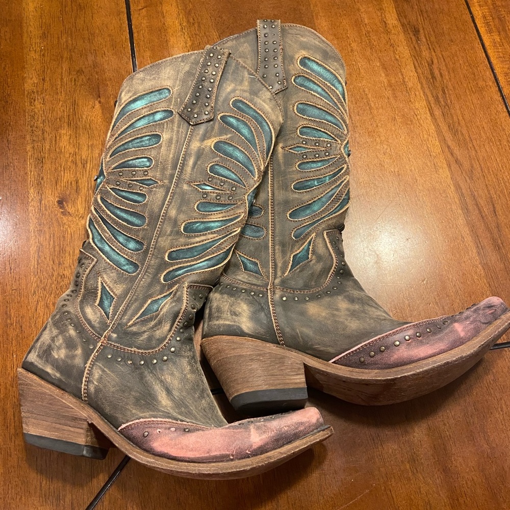 Women’s Western Dress Boots